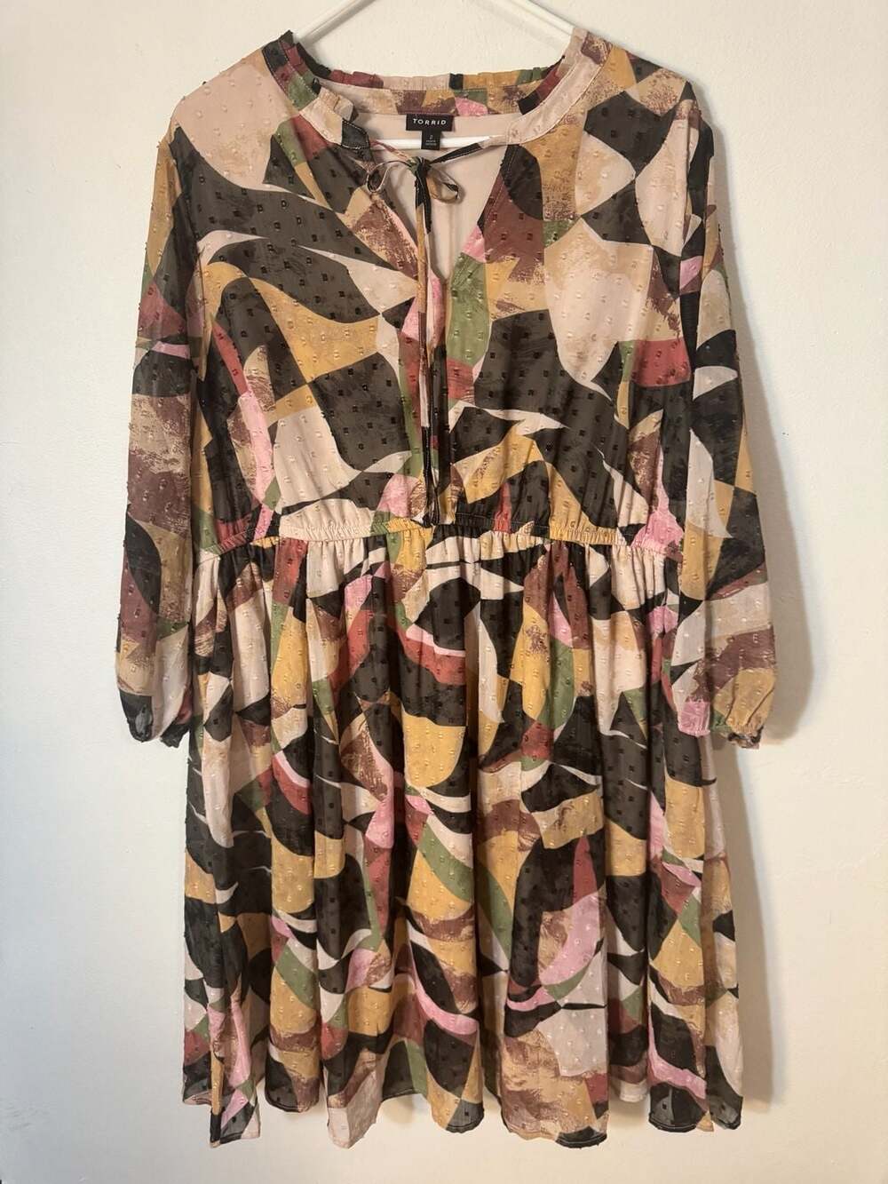 Torrid Size 2 Multi Abstract Clip Dot Chiffon Tie Neck Midi Dress